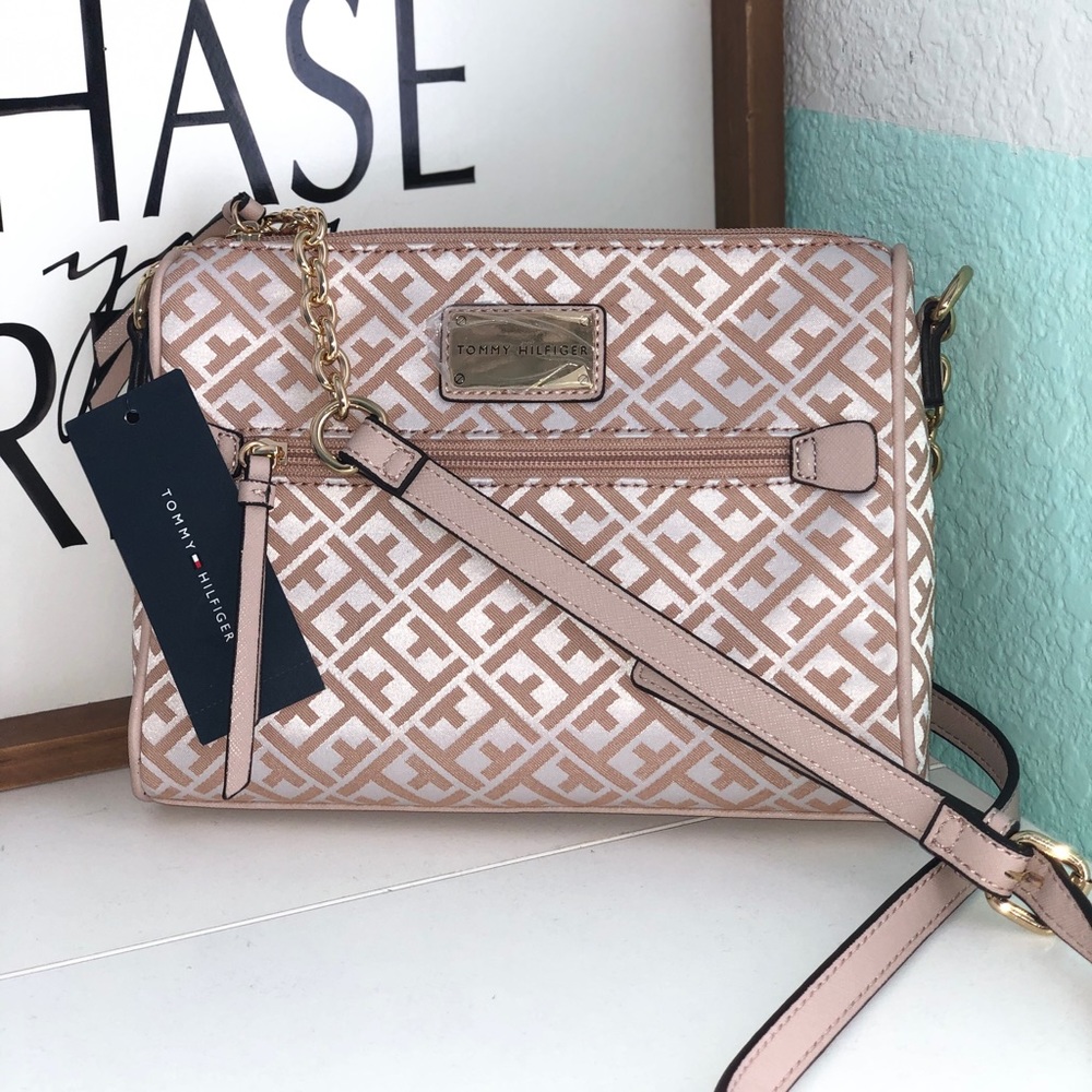 Tommy Hilfiger Handbag